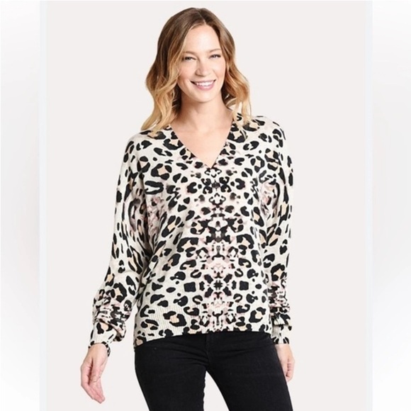 Brochu Walker 100% Cashmere Leopard Animal Print V-Neck Sweater Oversized - Picture 11 of 12